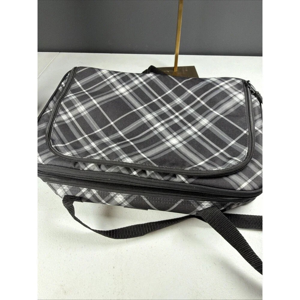 Thirty One Perfect Party Set Dual Thermal CASSEROLE CARRIER – Black White Plaid